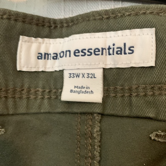 Amazon essentials Women’s Olive green cargo pants sz 33wx32l - Picture 6 of 8